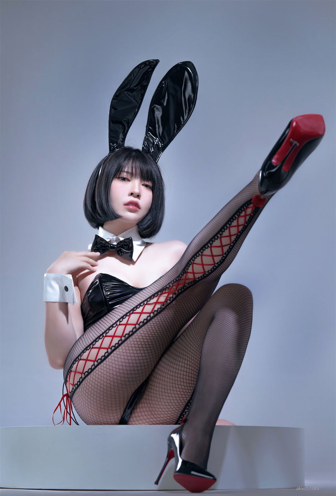 [75P  ͼ VOL.2 693M] Bunny ɫŮд 14ҳ